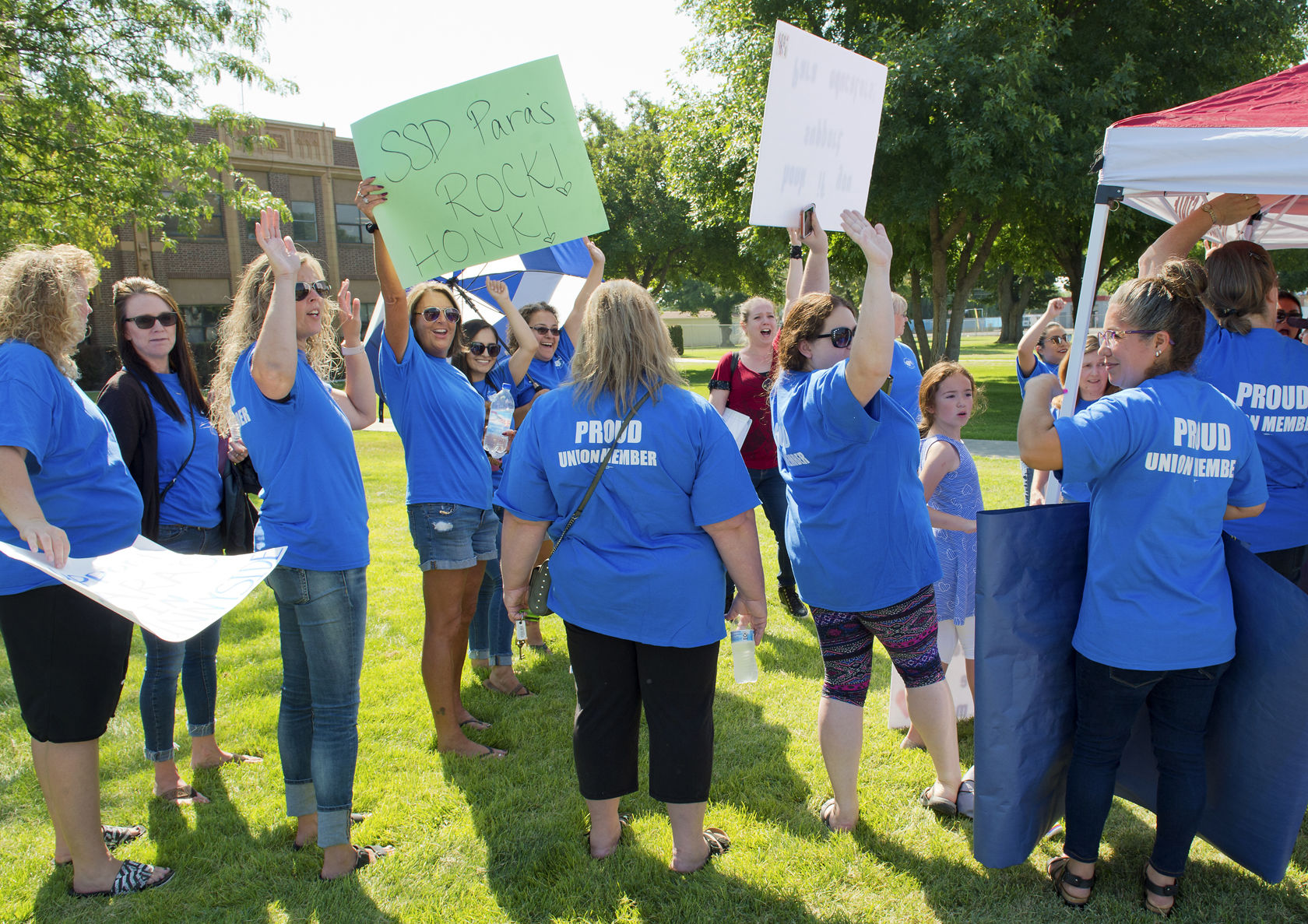 Raising awareness for new wages